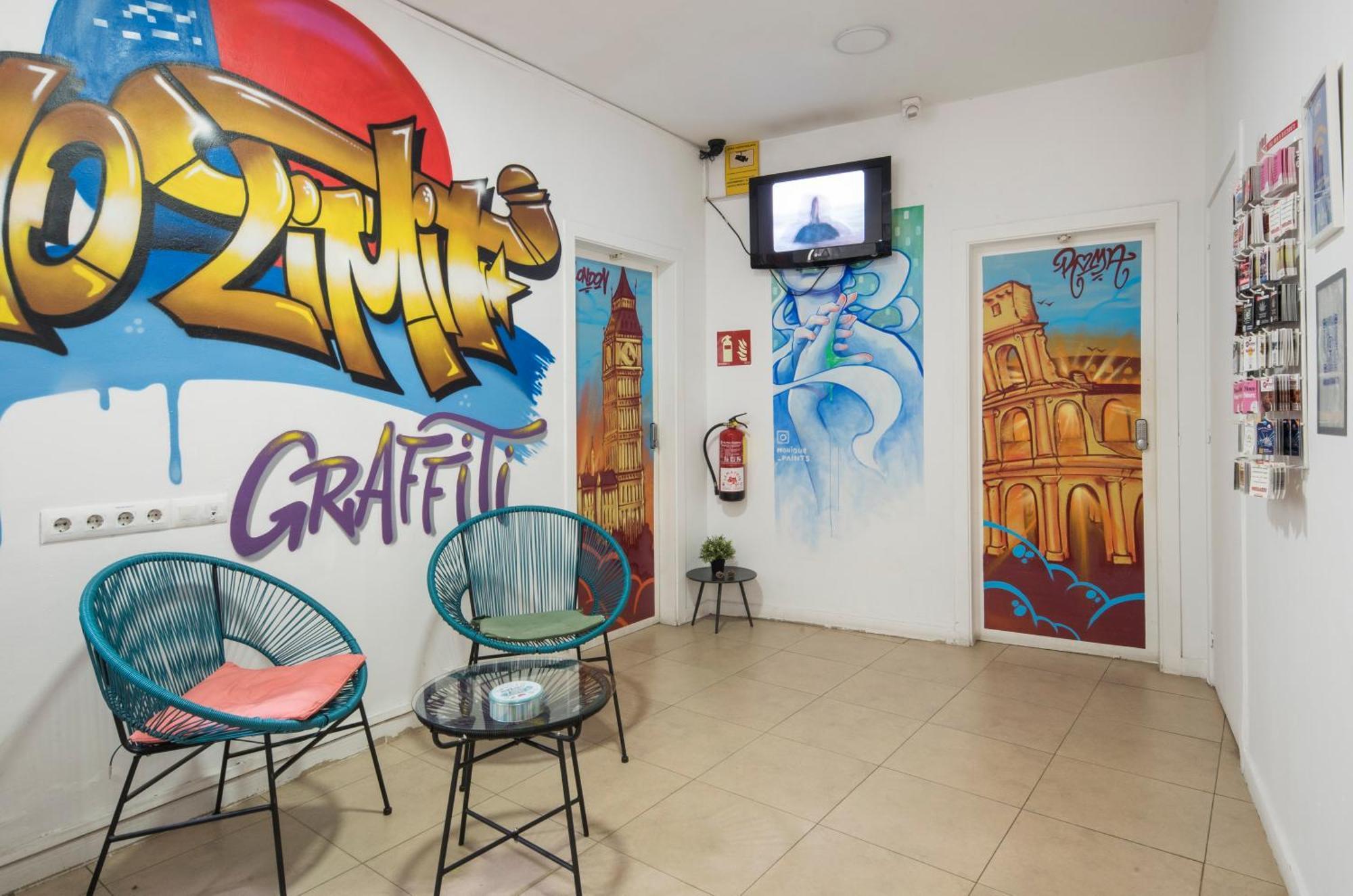 No Limit Hostel Graffiti Barcelona Exterior foto